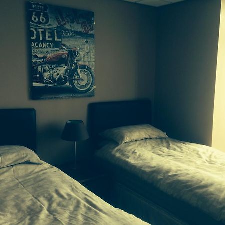 مبيت وإفطار Tredegar Coach & Horses المظهر الخارجي الصورة