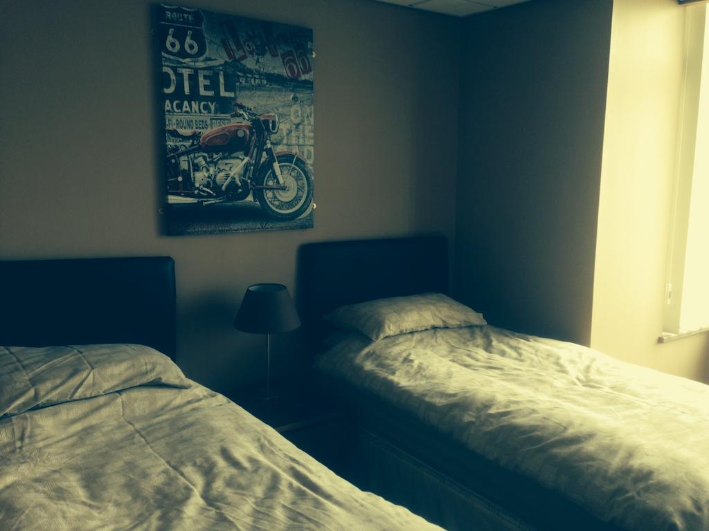 مبيت وإفطار Tredegar Coach & Horses المظهر الخارجي الصورة